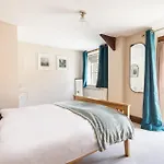 Host & - Hutton-le-hole * Hutton le Hole