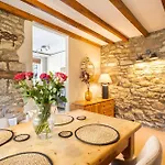 Host & - Hutton-le-hole Hutton le Hole