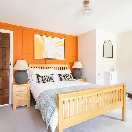 Host & - Hutton-le-hole