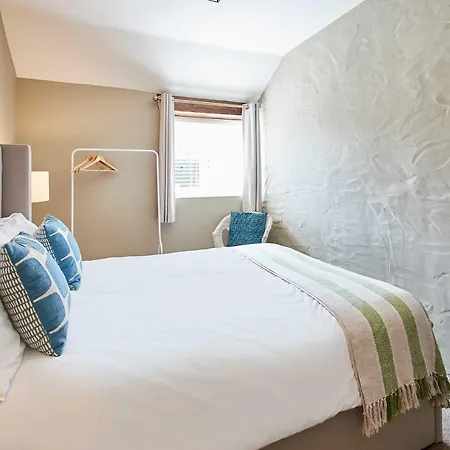 Host & - Hutton-le-hole Hutton le Hole